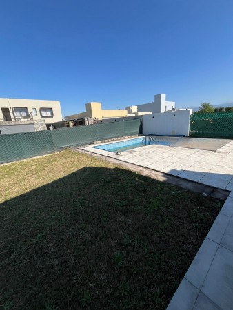 Casa de una planta en Barrio Cerrado Las Quintas 2 en Tafi Viejo