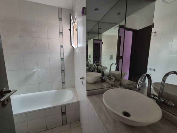 Duplex de tres dormitorios suite con pileta en Buenos Aires 2080 Yerba Buena