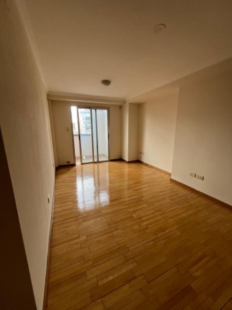 Departamento 2d en  Calle Jujuy 58