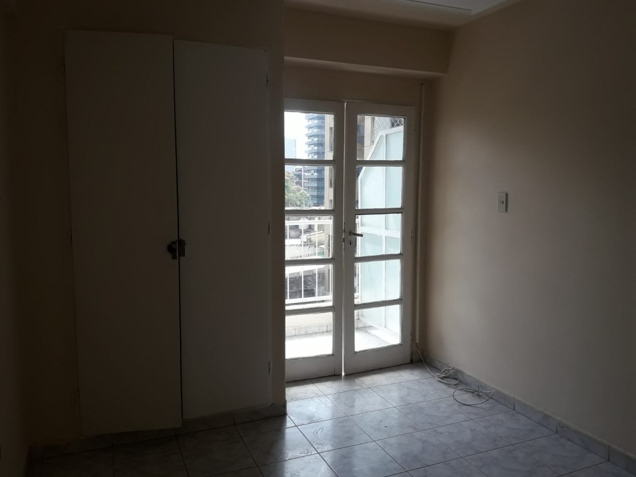 DEPARTAMENTO MONOAMBIENTE CON DIVISION EN BARRIO SUR BUENOS AIRES 635