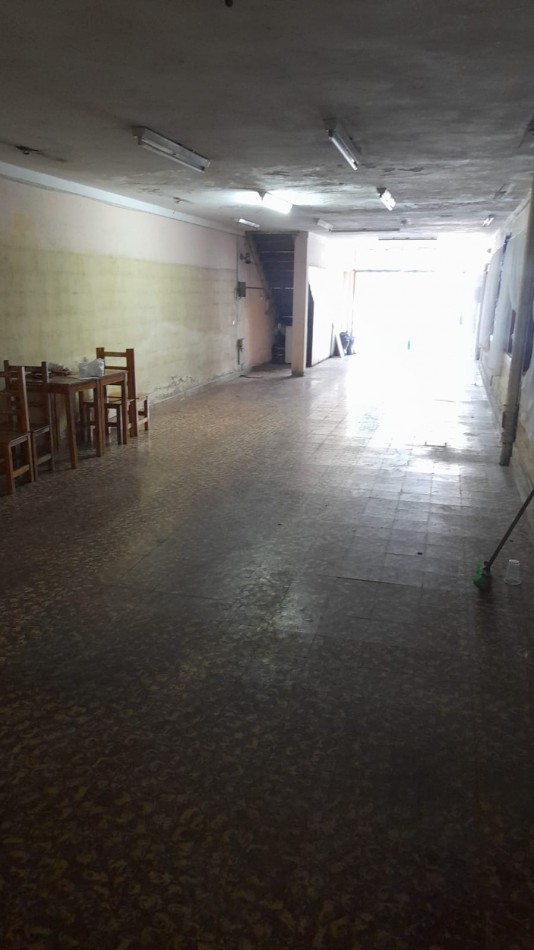 LOCAL COMERCIAL EN CORDOBA AL 1300