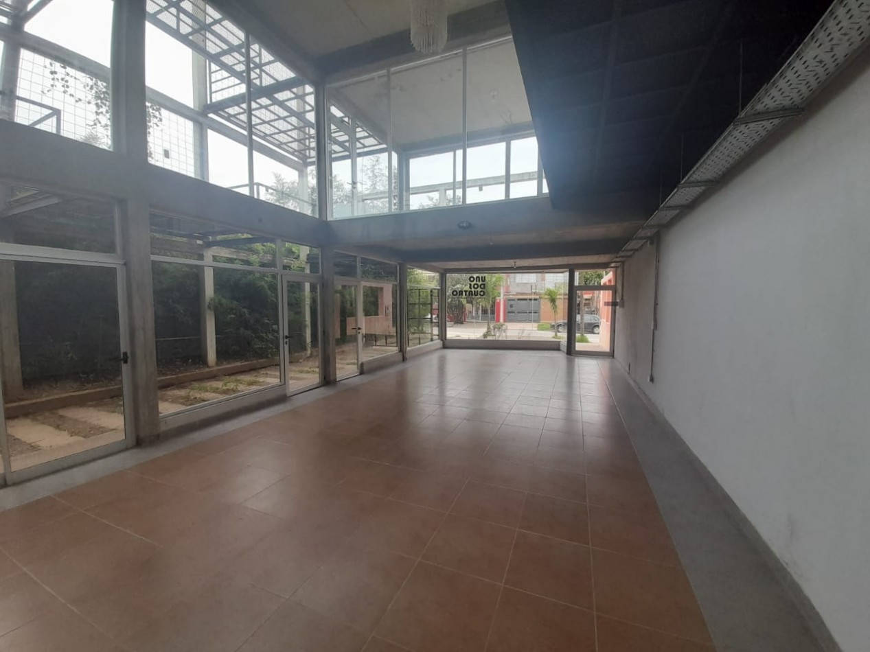 LOCALES COMERCIALES AMPLIOS A ESTRENAR YB
