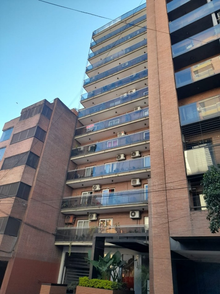 MONOAMBIENTE CON BALCON EN BARRIO NORTE, MONTEAGUDO 512 ENTRE SANTIAGO Y CORRIENTES