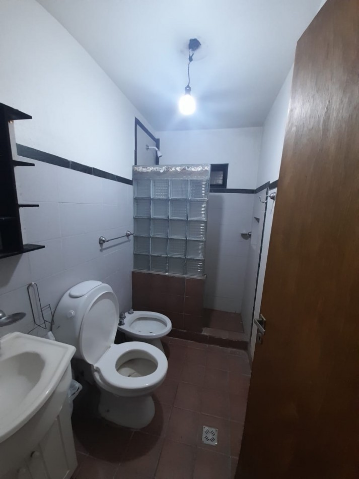 CASA ESQUINA EN YERBA BUENA ZONA PARQUE UNIVERSITARIO JUJUY Y DARWIN