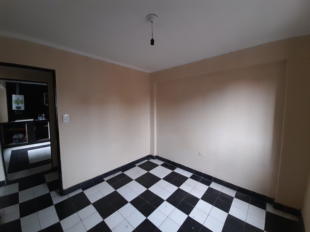 Departamento 2 dormitorios en Crisostomo Alvarez 2.223
