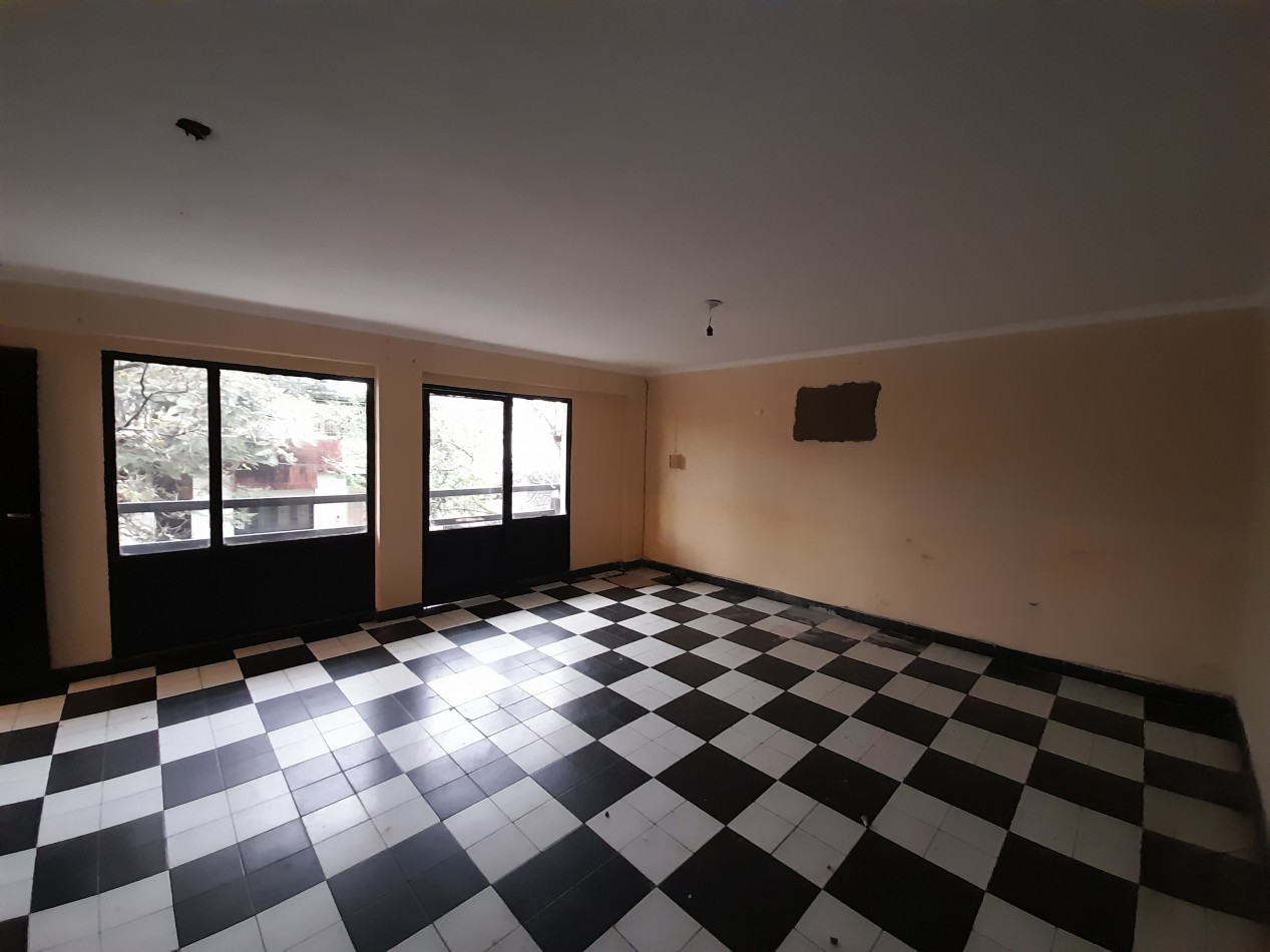 Departamento 2 dormitorios en Crisostomo Alvarez 2.223