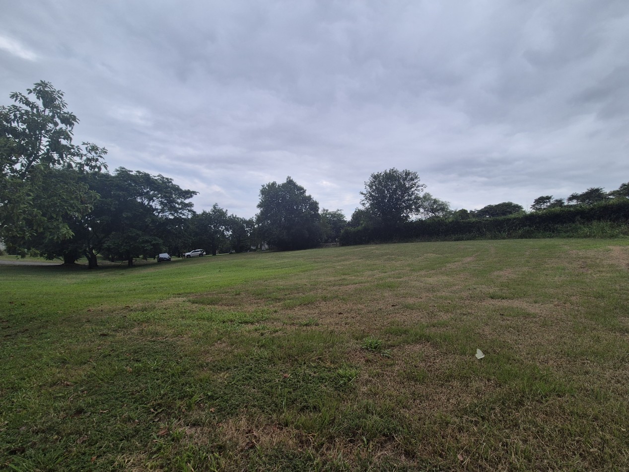 Hermoso lote central en Country Las Yungas en Yerba Buena