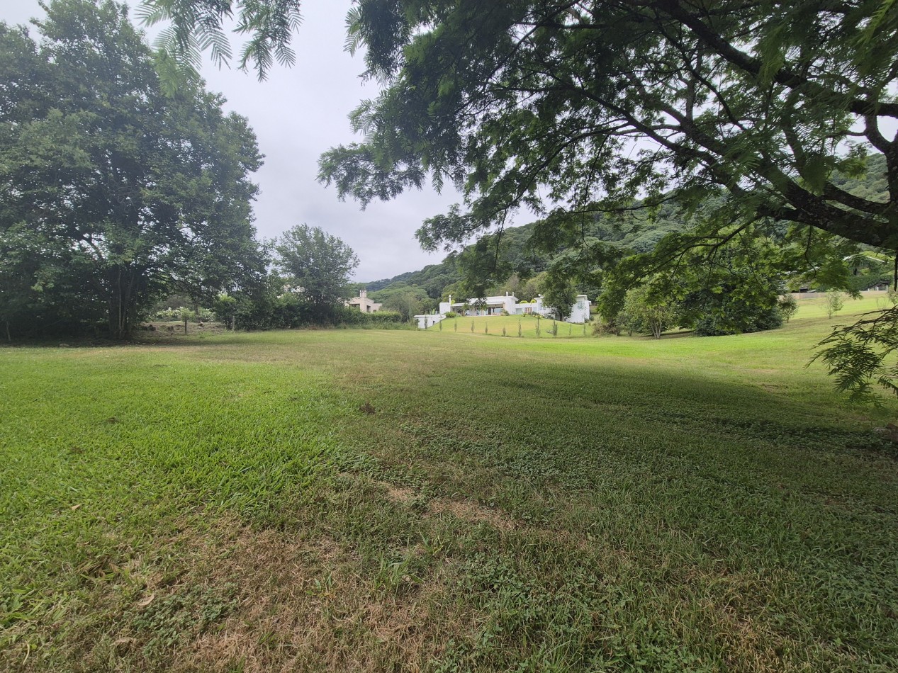 Hermoso lote central en Country Las Yungas en Yerba Buena