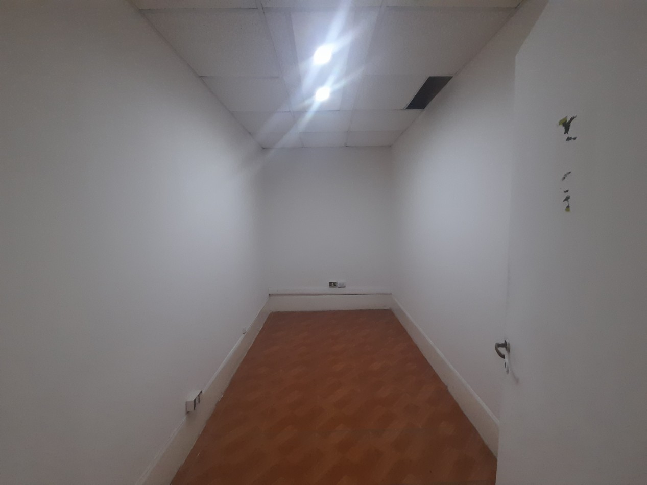 OFICINAS EN VENTA EN EDIFICIO LA UNION EN SAN MARTIN 610 FRENTE