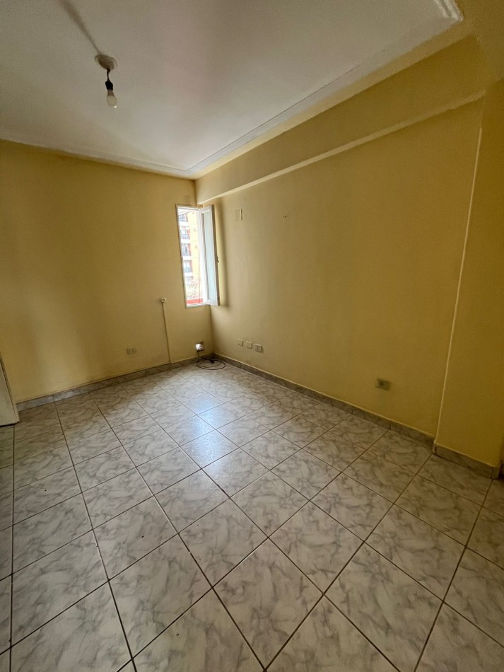 DEPARTAMENTO MONOAMBIENTE CON DIVISION EN BARRIO SUR BUENOS AIRES 635