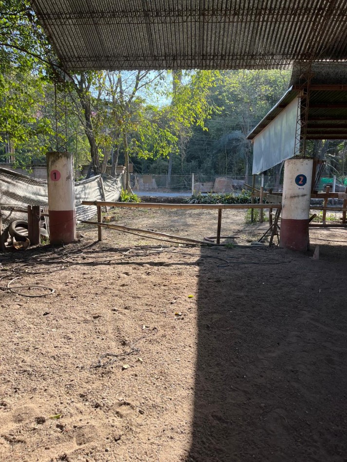 Predio de 1.200 m2 en Yerba Buena sobre Avenida Solano Vera y Rio Negro