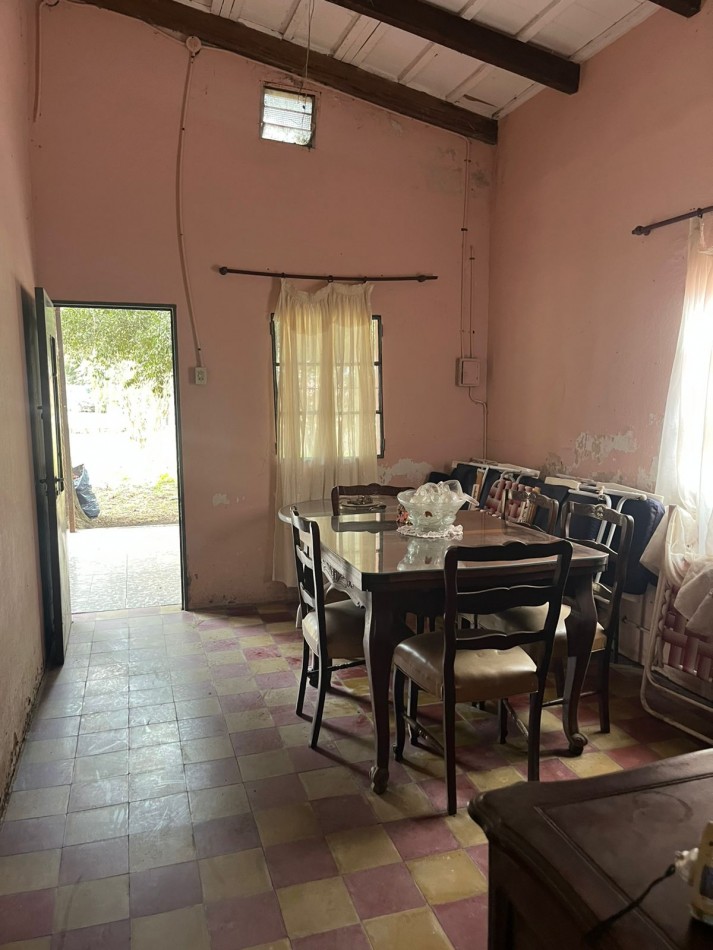 CASA EN VILLA PADRE MONTI A METROS DE LA PLAZA PRINCIPAL