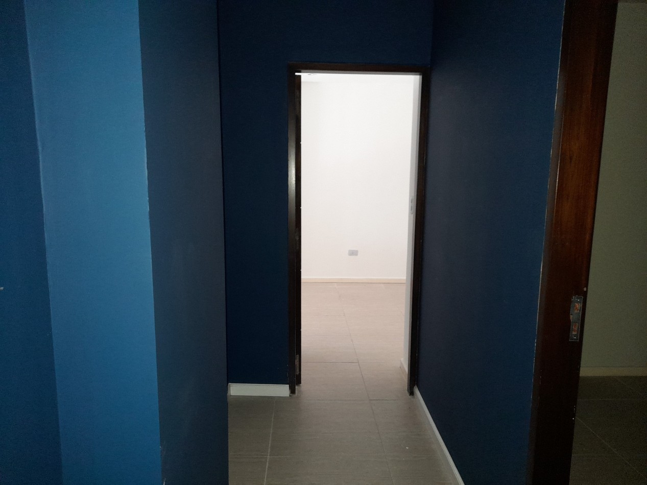LOCAL COMERCIAL AMPLIO EN MARCO AVELLANEDA 321 DE 160 M2