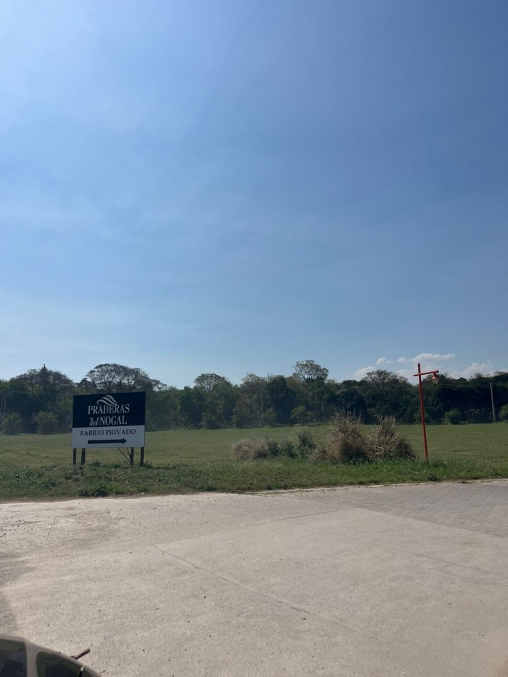 HERMOSO LOTE EN COUNTRY PRADERAS DEL NOGAL EN LOS NOGALES