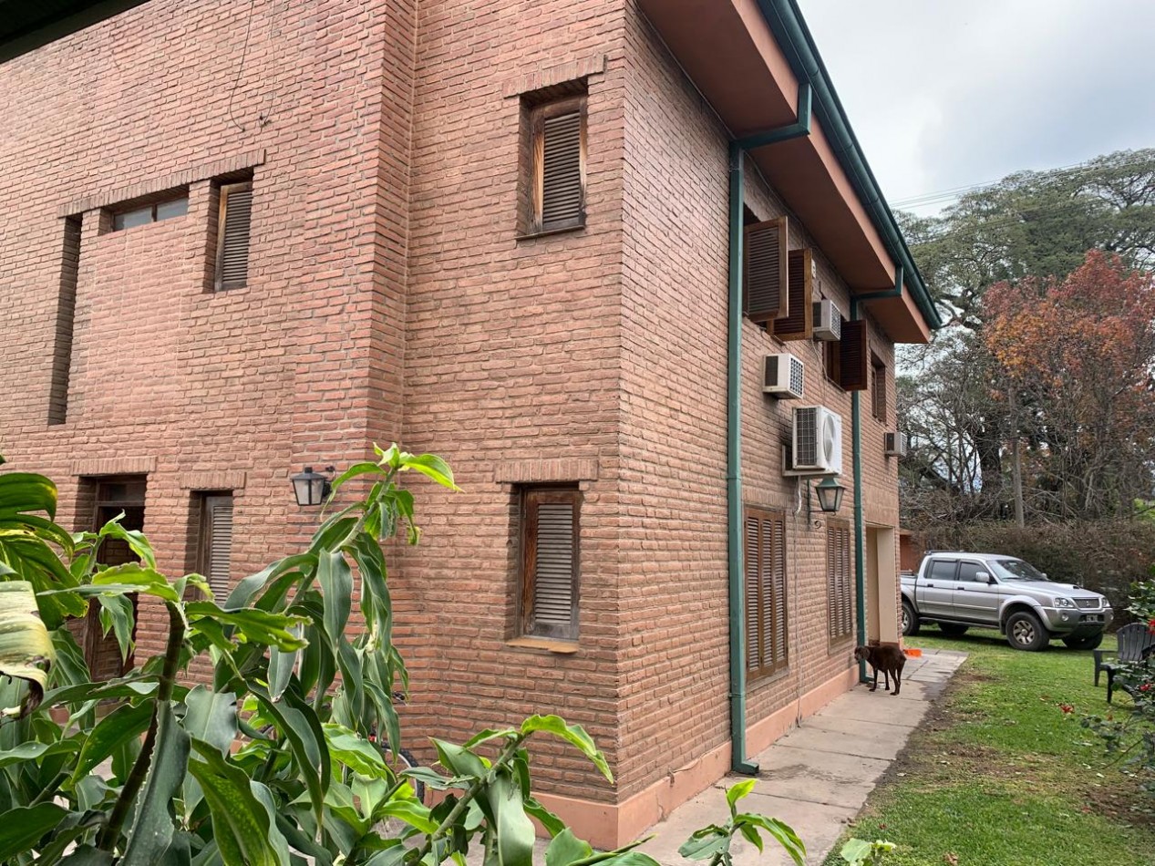 CASA EN YERBA BUENA EN BARTOLOME HERNANDEZ AL 100