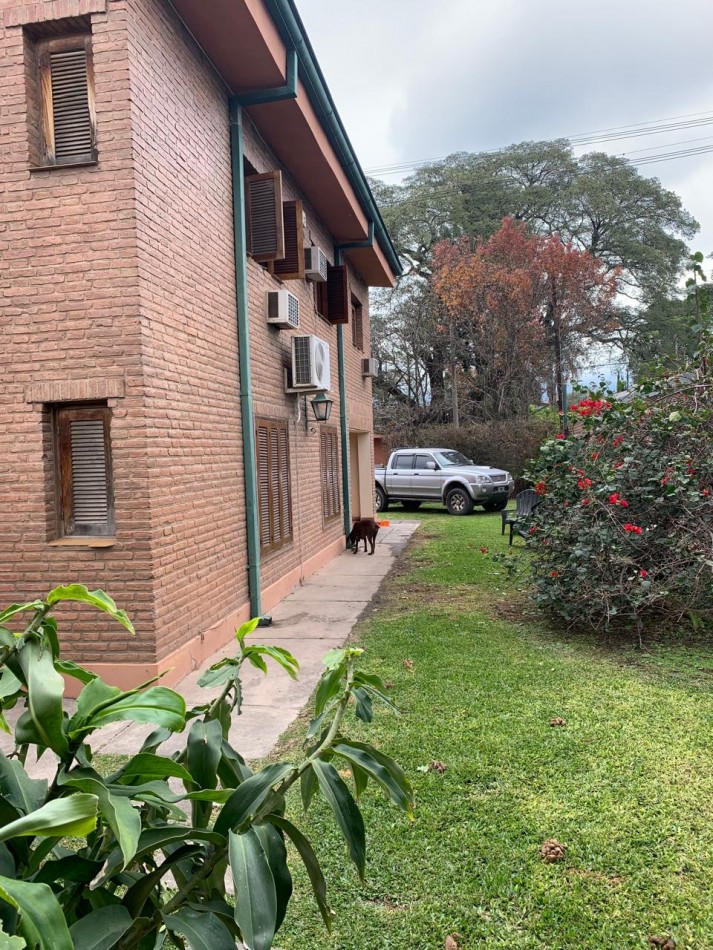 CASA EN YERBA BUENA EN BARTOLOME HERNANDEZ AL 100
