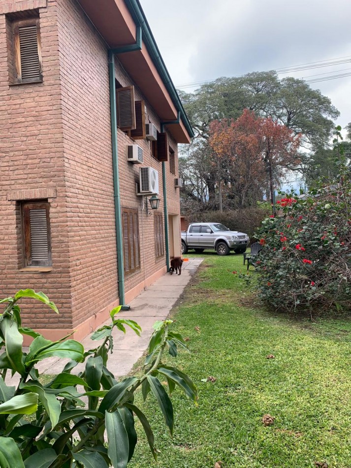 CASA EN YERBA BUENA EN BARTOLOME HERNANDEZ AL 100