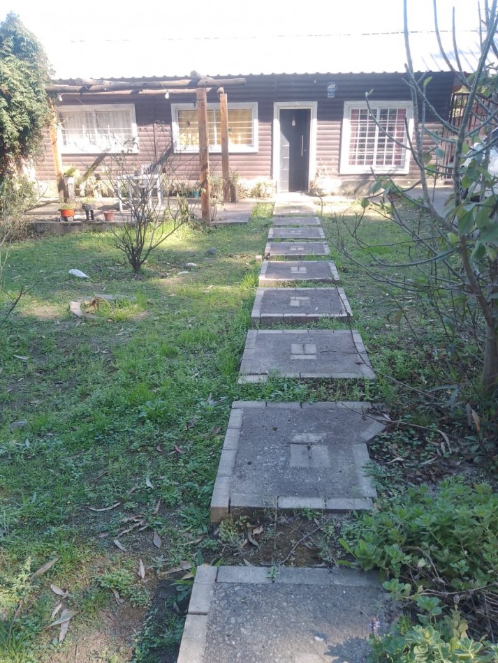 VENDO LINDA CASA EN EL CADILLAL CON PILETA LISTA PARA ESCRITURAR