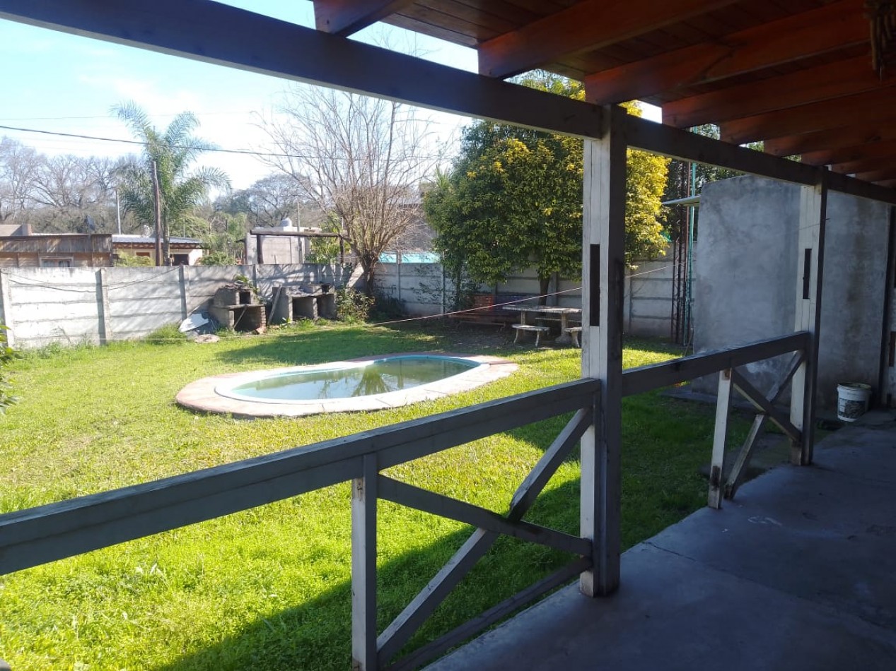 VENDO LINDA CASA EN EL CADILLAL CON PILETA LISTA PARA ESCRITURAR