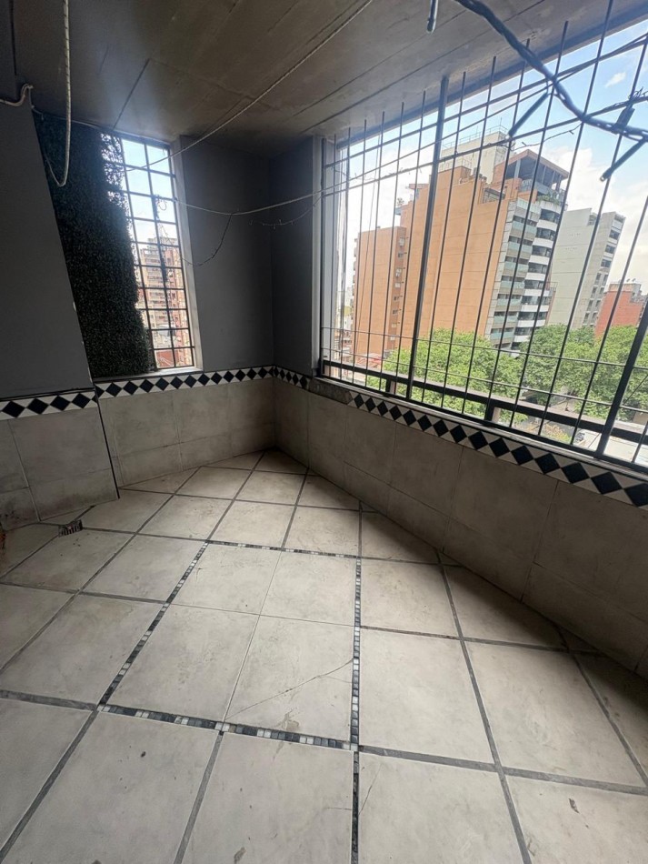 DEPARTAMENTO 3D CON 2 COCHERAS EN BARRIO NORTE VIRGEN DE LA MERCED AL 700