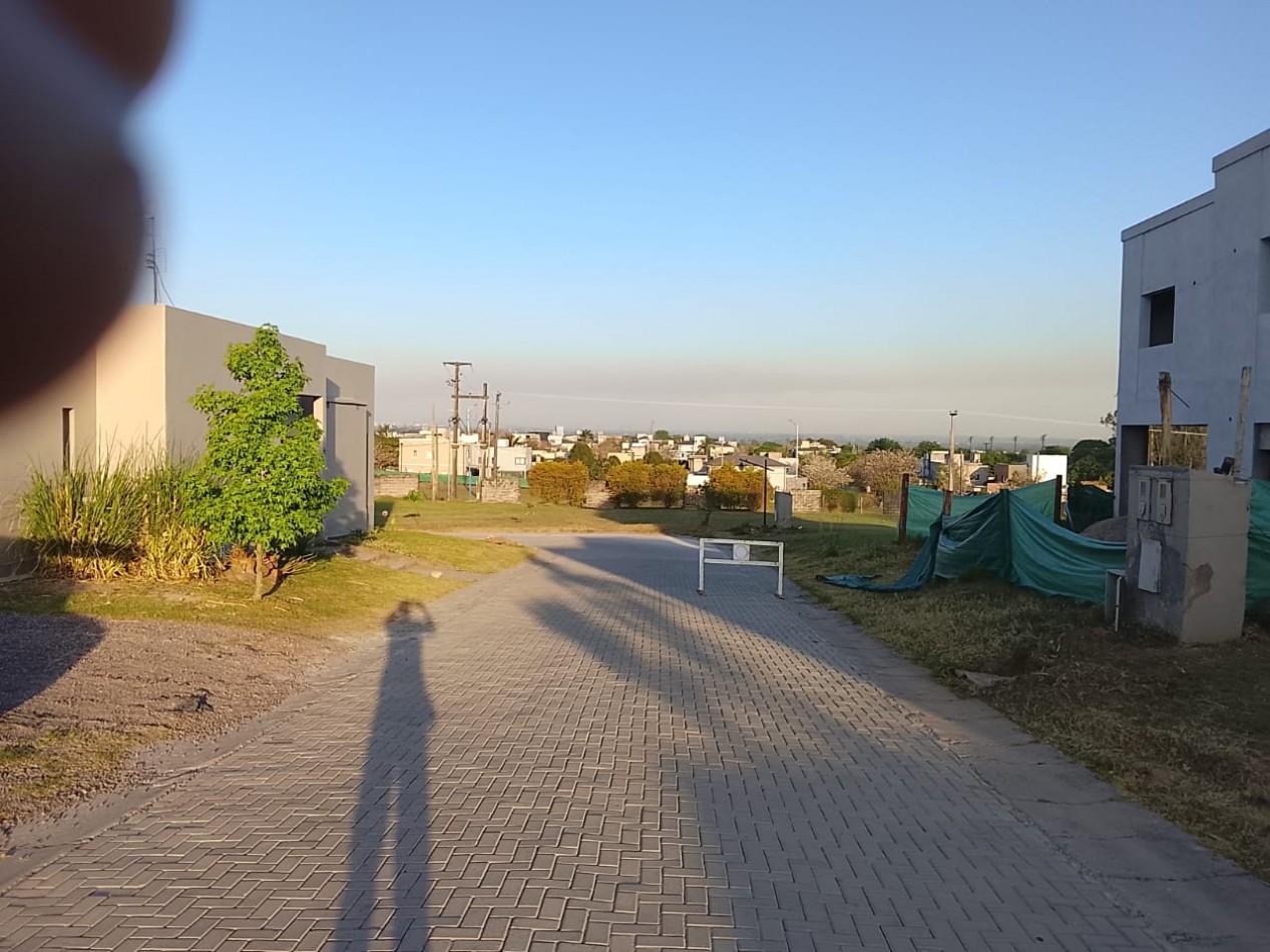 CASA DE 4D CON PILETA EN BARRIO CERRADO FINCAS DEL MANANTIAL EN LA RINCONADA, YERBA BUENA