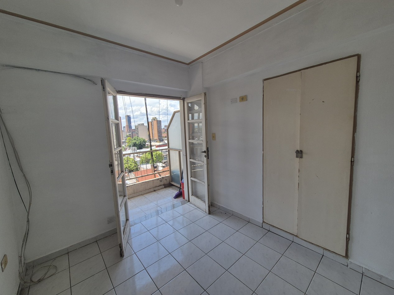 MONOAMBIENTE CON DIVISION GRAL PAZ 1000