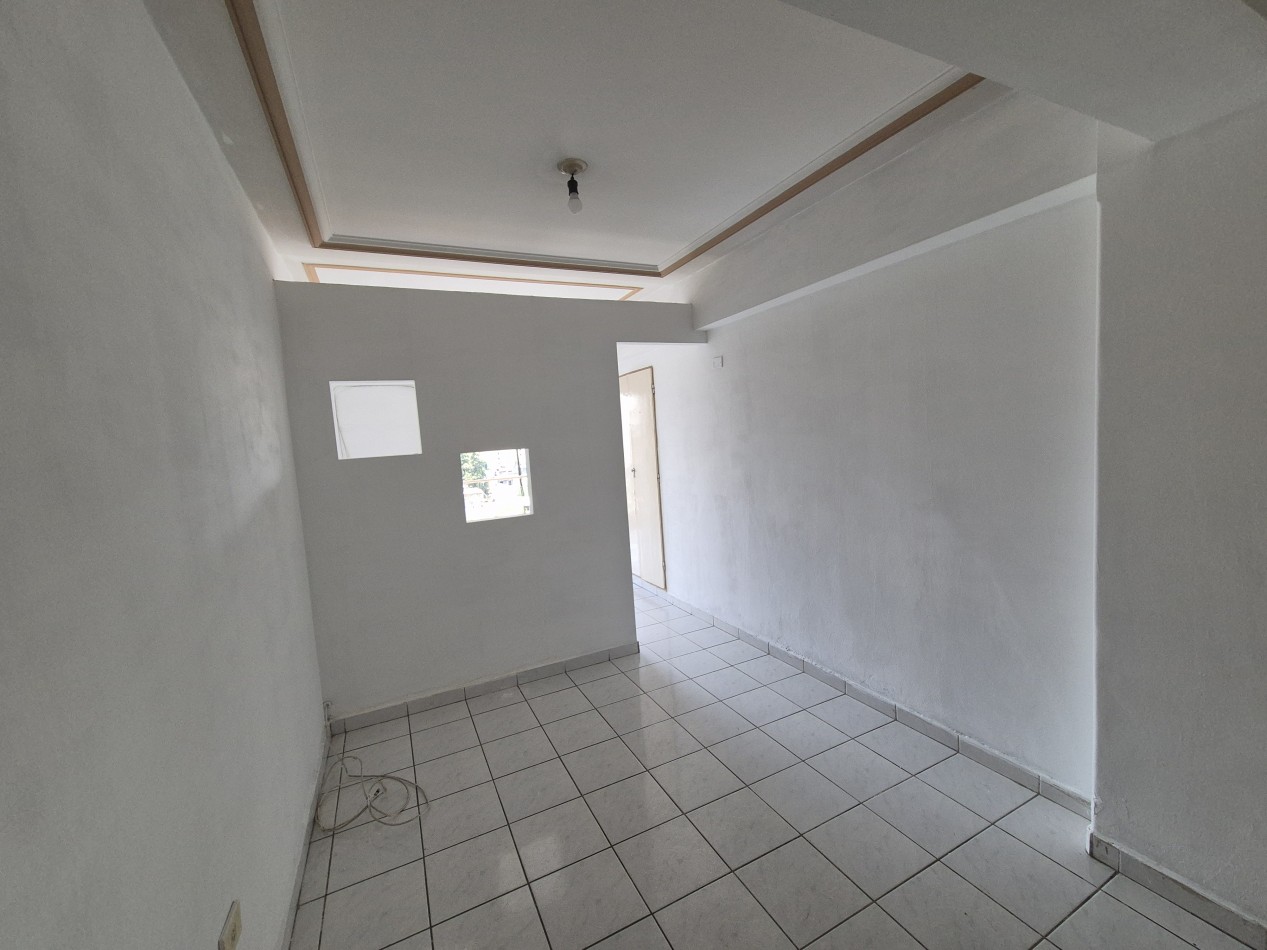 MONOAMBIENTE CON DIVISION GRAL PAZ 1000