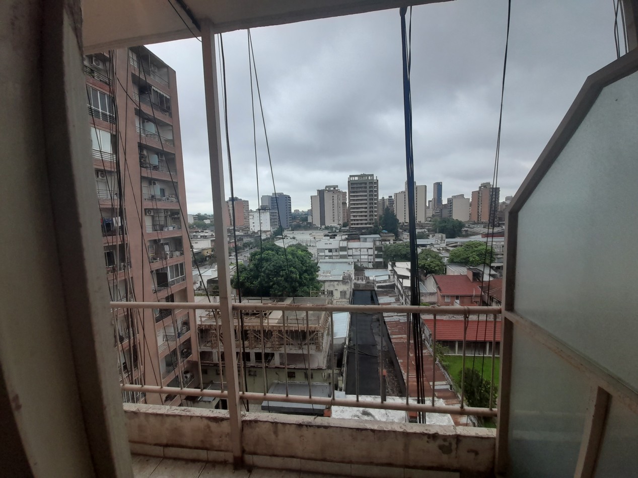 MONOAMBIENTE CON DIVISION GRAL PAZ 1000