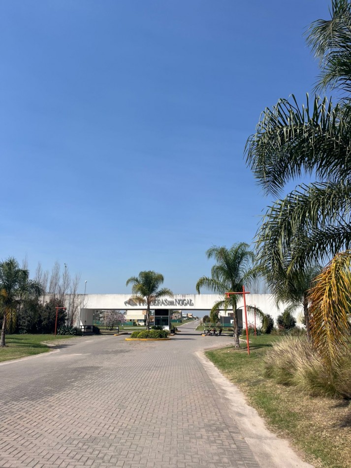 Lotes en Country Praderas del Nogal en Los Nogales con escritura 