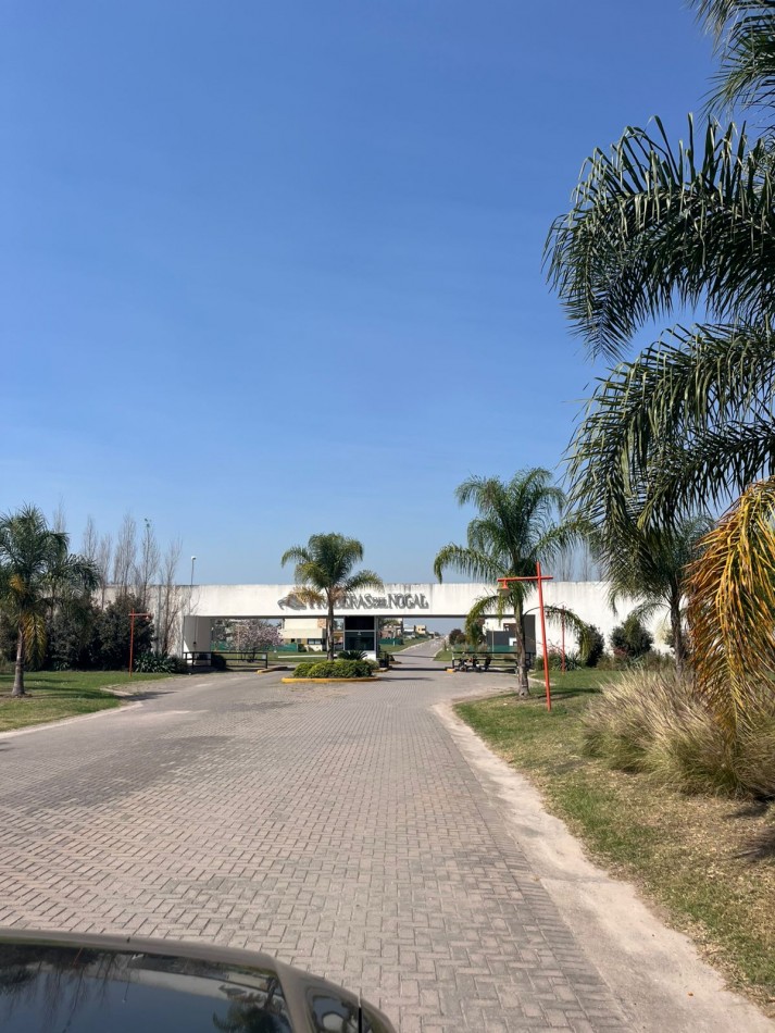 Lotes en Country Praderas del Nogal en Los Nogales con escritura 