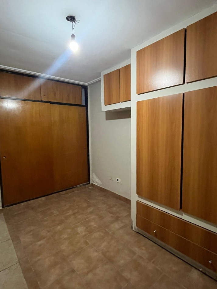 CASA APTO CREDITO EN GODOY CRUZ 391 TRES DORMITORIOS CON PILETA