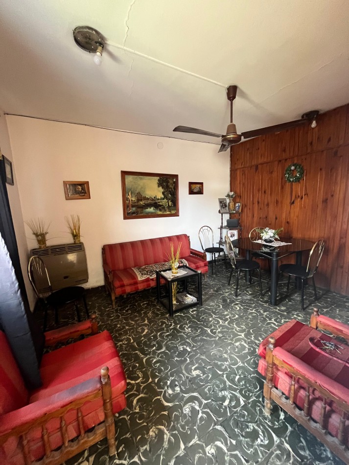 CASA EN PASAJE SAENZ PEÑA AL 3100 APTA CREDITO 