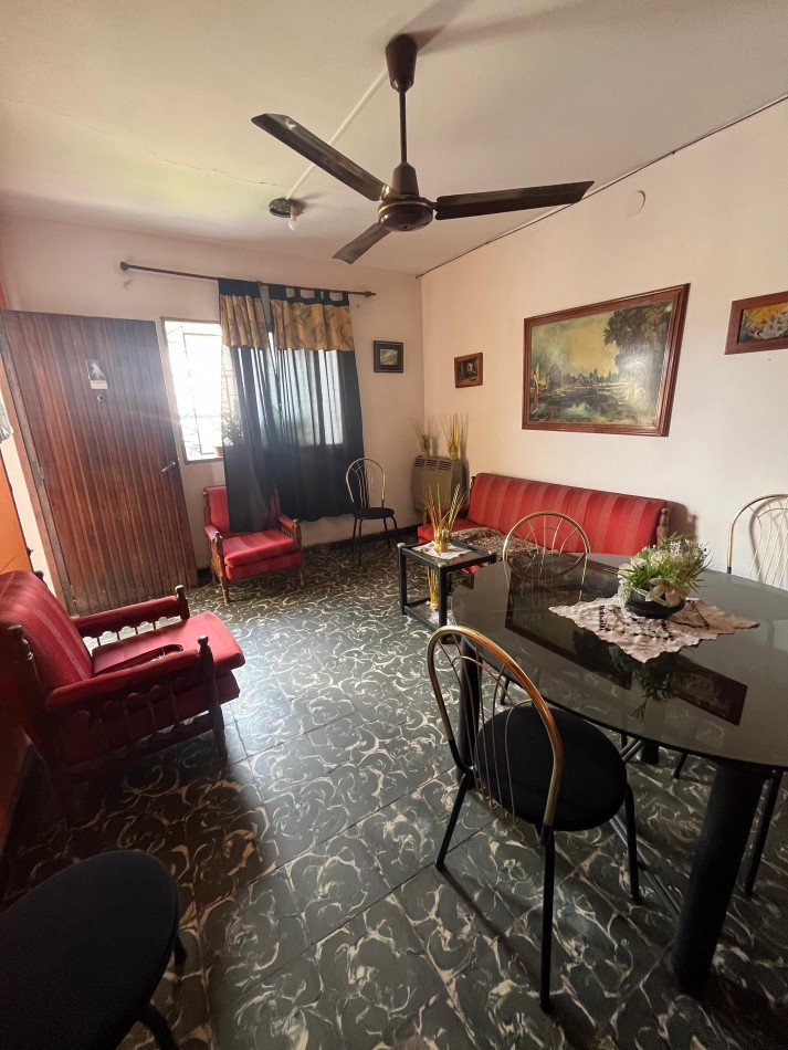 CASA EN PASAJE SAENZ PEÑA AL 3100 APTA CREDITO 