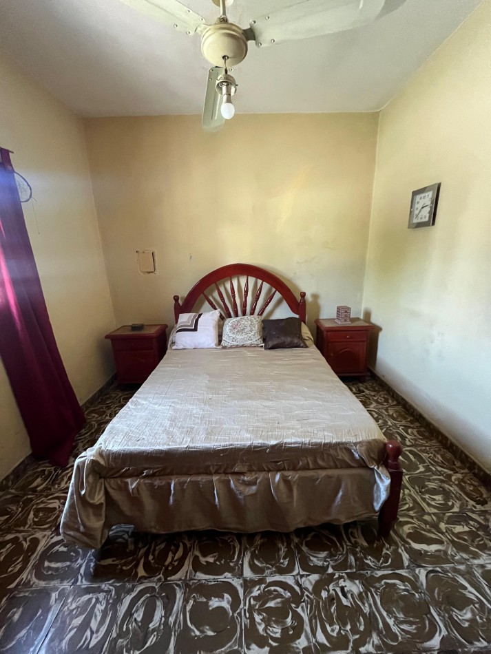 CASA DE CINCO DORMITORIOS EN BALCARCE 1744 A METROS AVENIDA JUAN B JUSTO APTA CREDITO