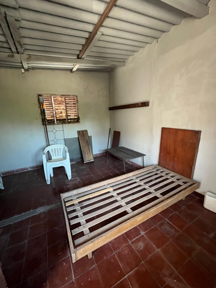 CASA VIVIENDA O COMERCIAL EN CORDOBA 1366 ENTRE AVENIDA MITRE Y SUIPACHA