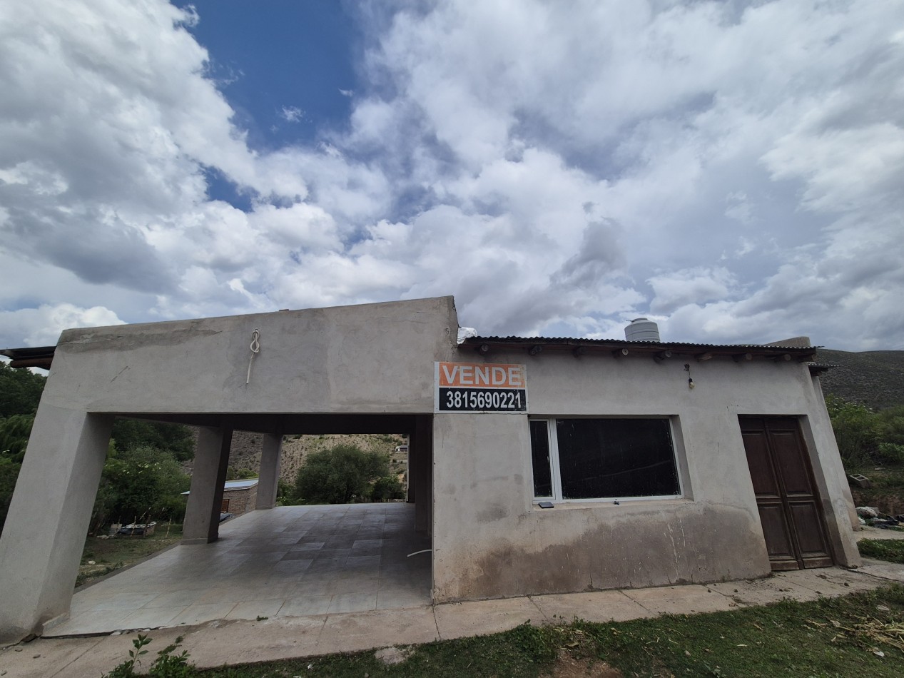 CASA DE TRES DORMITORIOS EN LA OVEJERIA TAFI DEL VALLE A TERMINAR DETALLES
