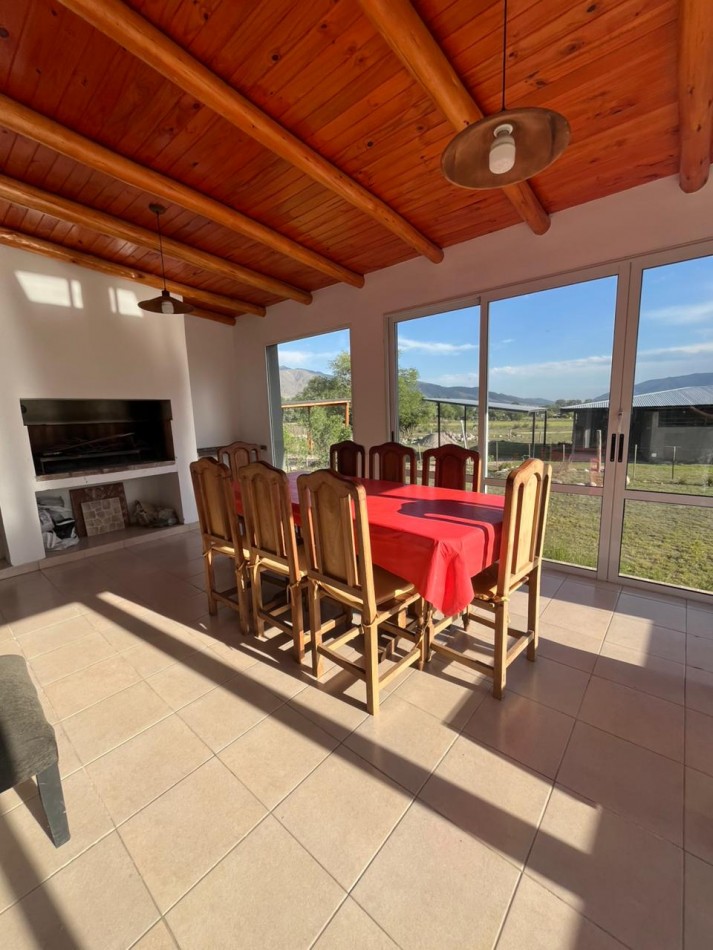 HERMOSA CASA EN VENTA EN LA VILLA EN TAFI DEL VALLE 