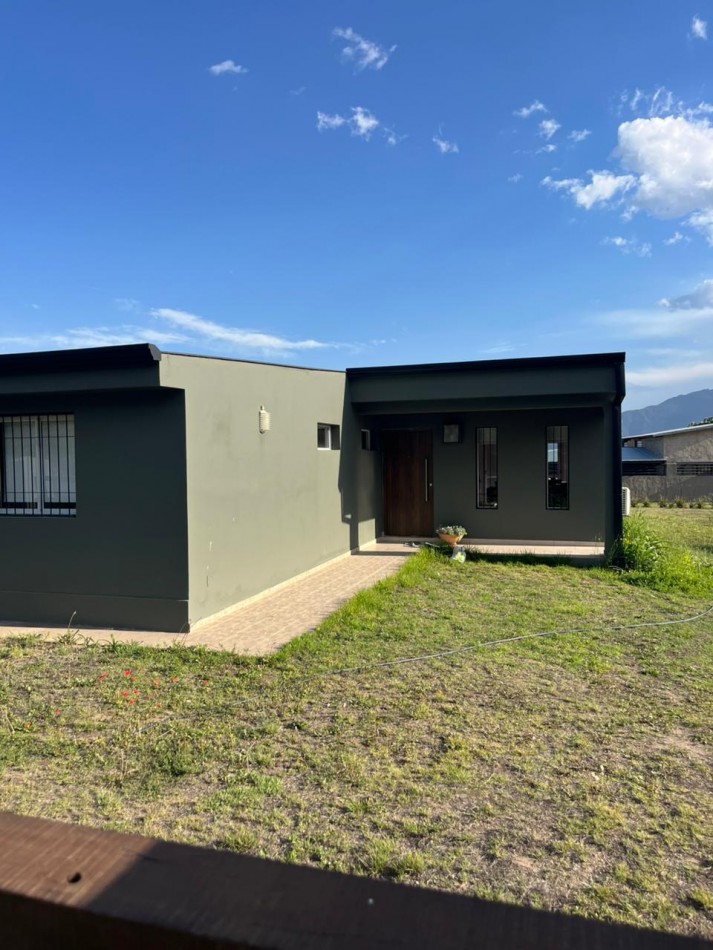 HERMOSA CASA EN ALQUILER POR TEMPORADA EN LA VILLA EN TAFI DEL VALLE 