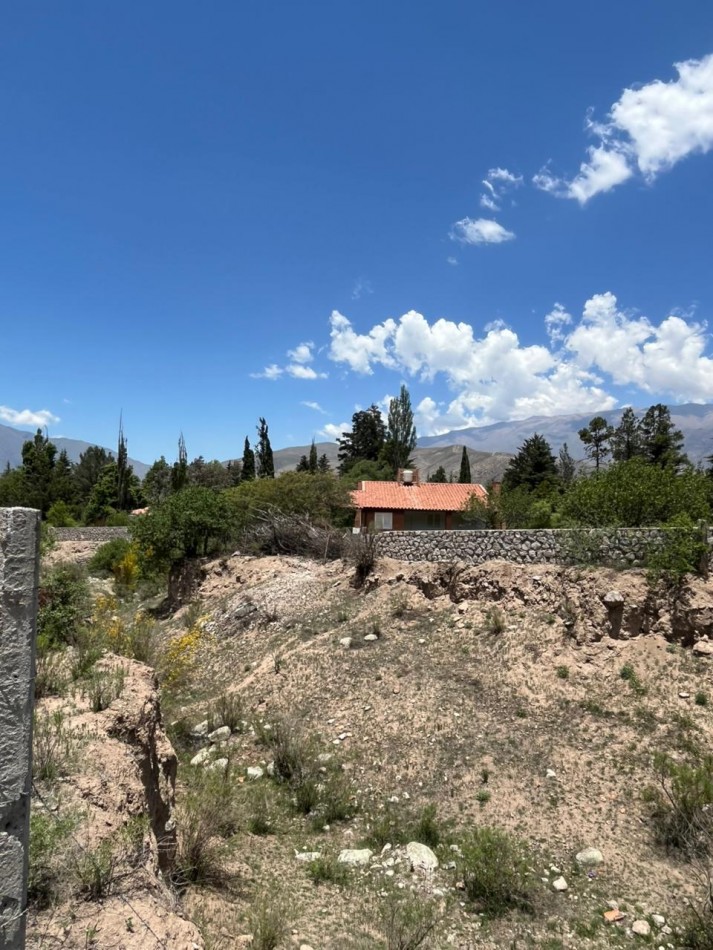 CASA EN LOS CUARTOS TAFI DEL VALLE CON AMPLIO TERRENO