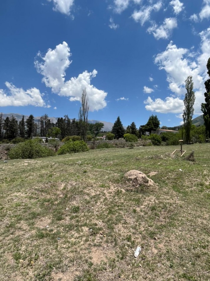 CASA EN LOS CUARTOS TAFI DEL VALLE CON AMPLIO TERRENO