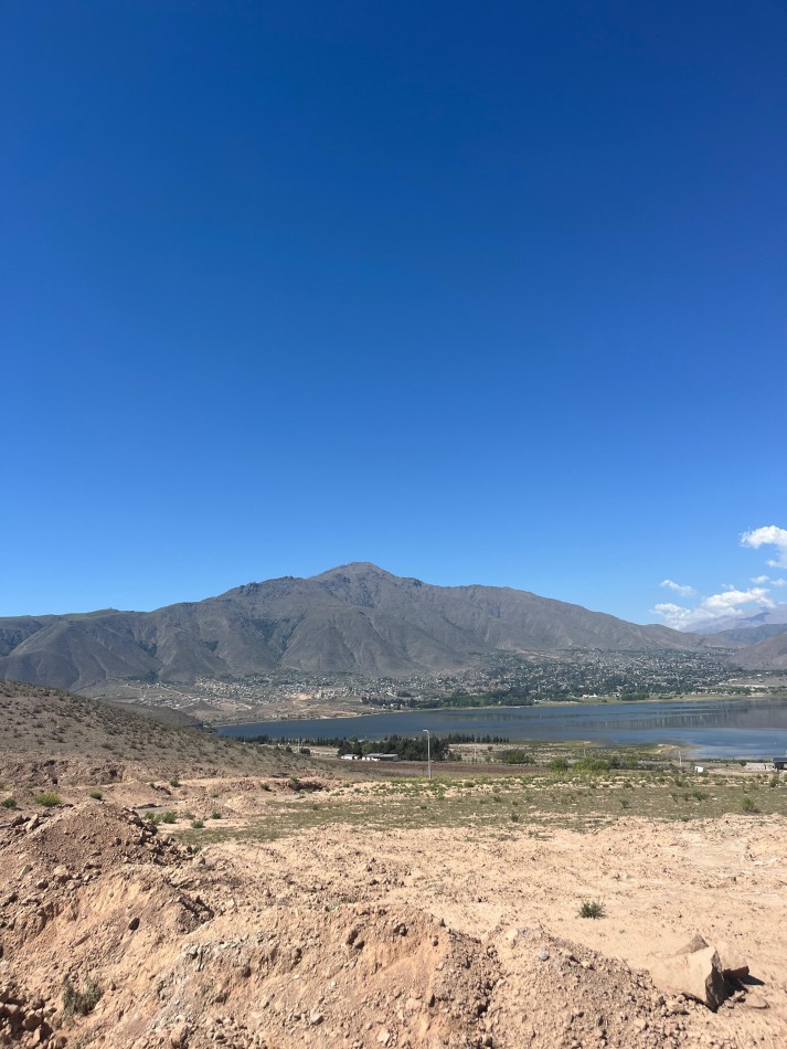 LOTES EN LOTEO SERENA CASAS DEL LAGO FRENTE AL LAGO EN TAFI DEL VALLE