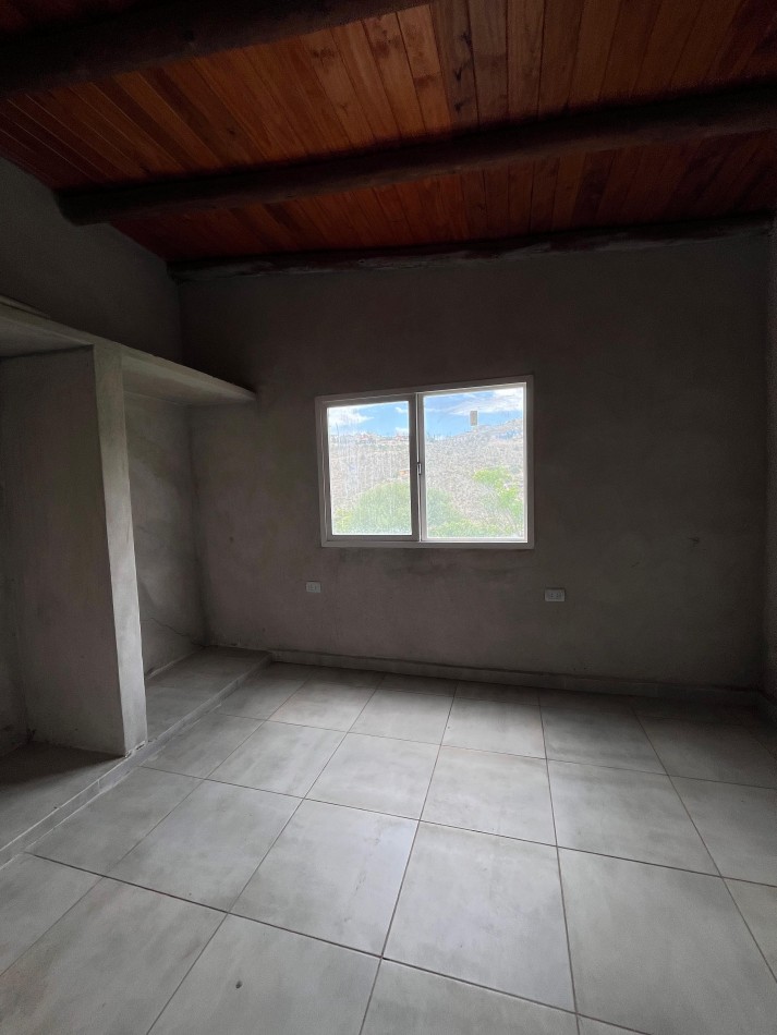 CASA DE TRES DORMITORIOS EN LA OVEJERIA TAFI DEL VALLE A TERMINAR DETALLES