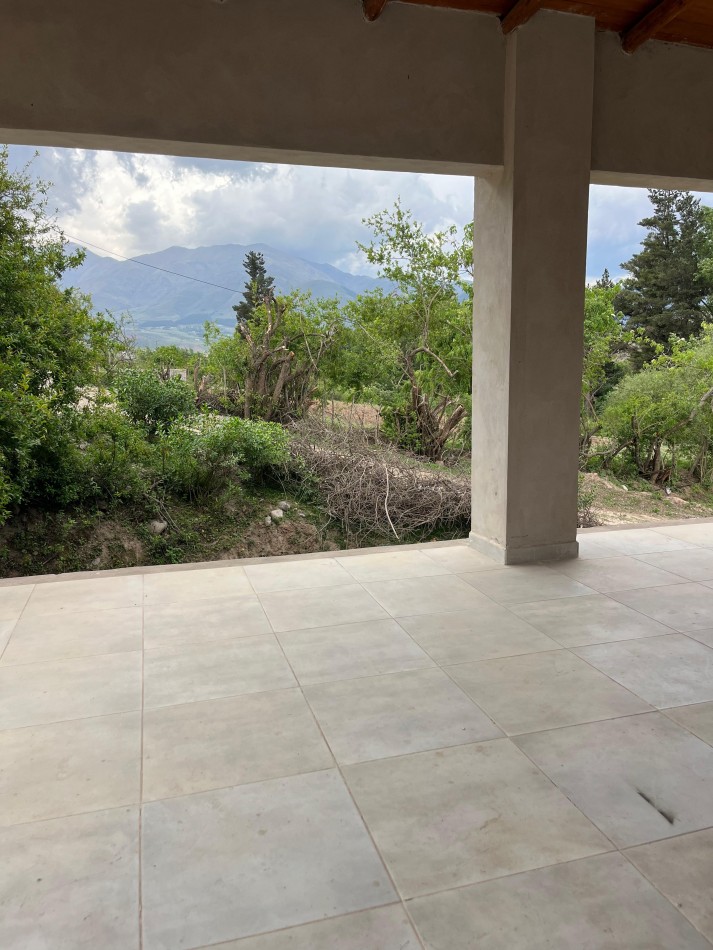 CASA DE TRES DORMITORIOS EN LA OVEJERIA TAFI DEL VALLE A TERMINAR DETALLES