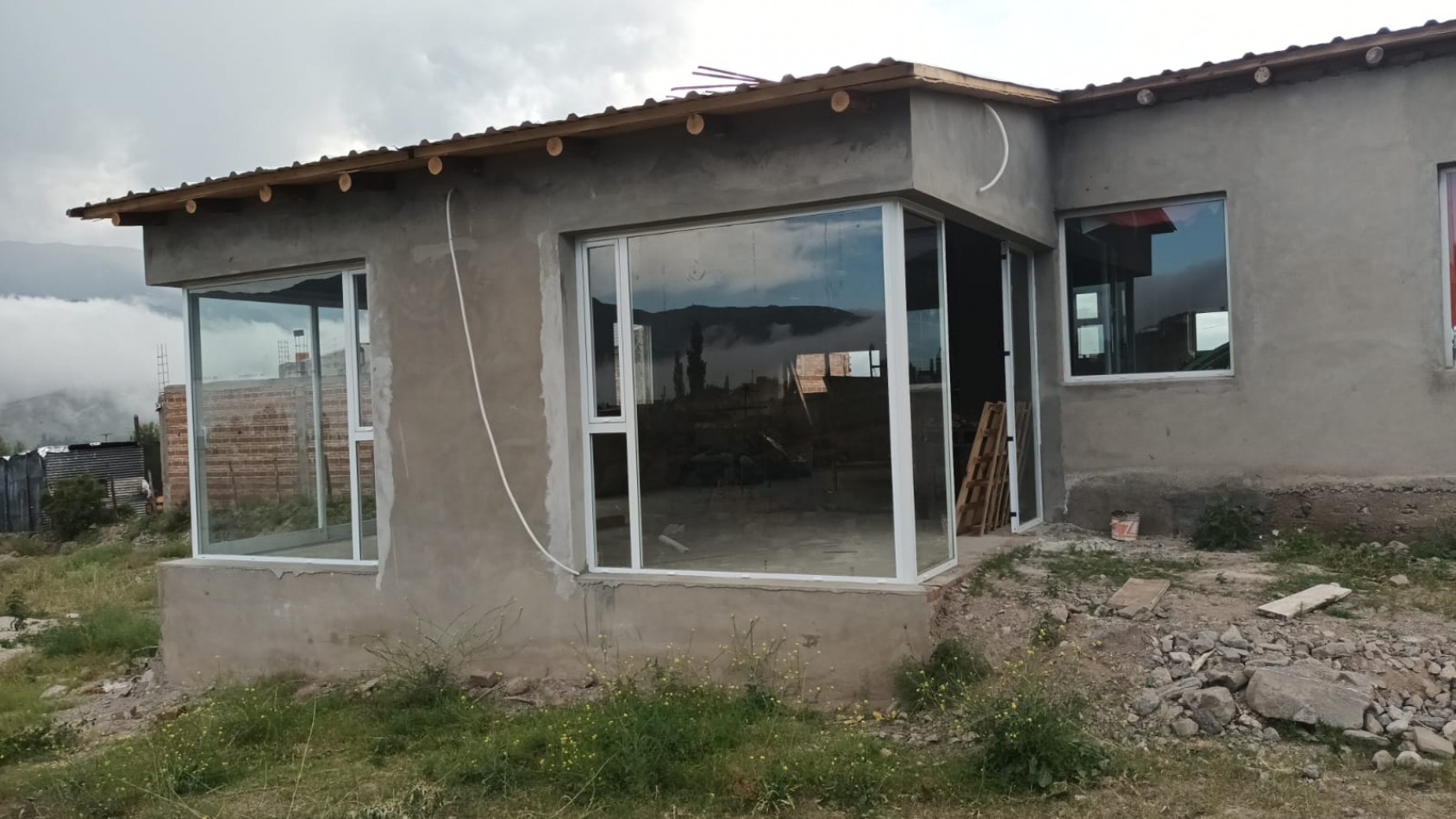 CASA EN BARRIO LOS ALISOS EN TAFI DEL VALLE