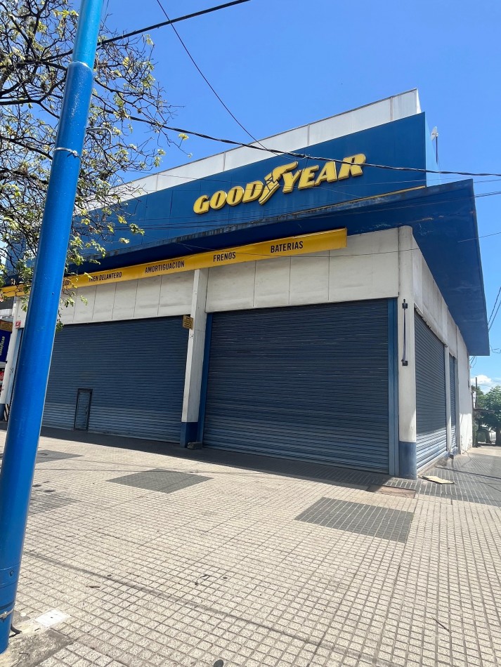 ESPECTACULAR LOCAL COMERCIAL EN AVENIDA KIRCHNER (EX ROCA) AL 2300 DE 300 M2