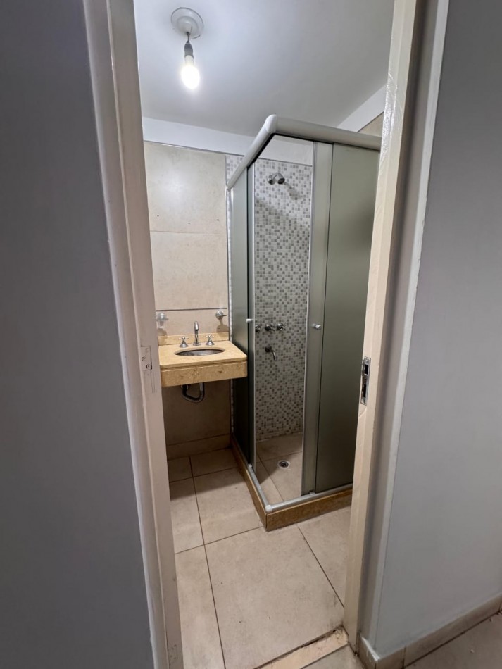 MONOAMBIENTE A METROS AVENIDA SARMIENTO AL 1.200 APTO MASCOTA