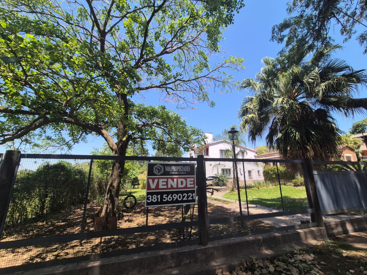 IMPORTANTE CASA EN EL CORTE SOBRE LA RUTA A METROS DE LA ROTONDA