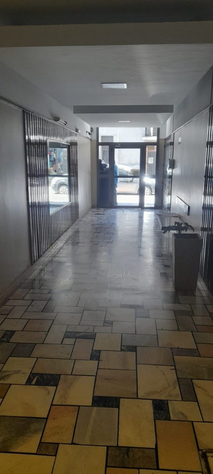 DEPARTAMENTO DE DOS DORMITORIOS AMPLIO EN MENDOZA 380 ENTRE LAPRIDA Y VIRGEN DE LA MERCED