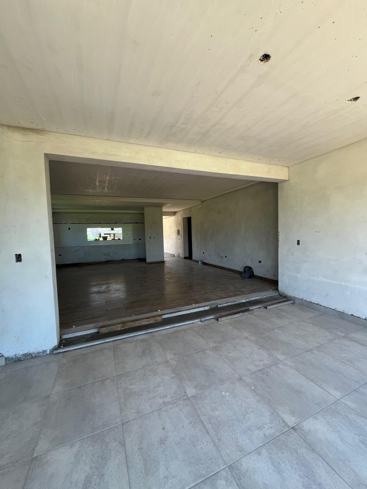 CASA EN COUNTRY PRADOS DE YERBA BUENA A ESTRENAR APTA CREDITO