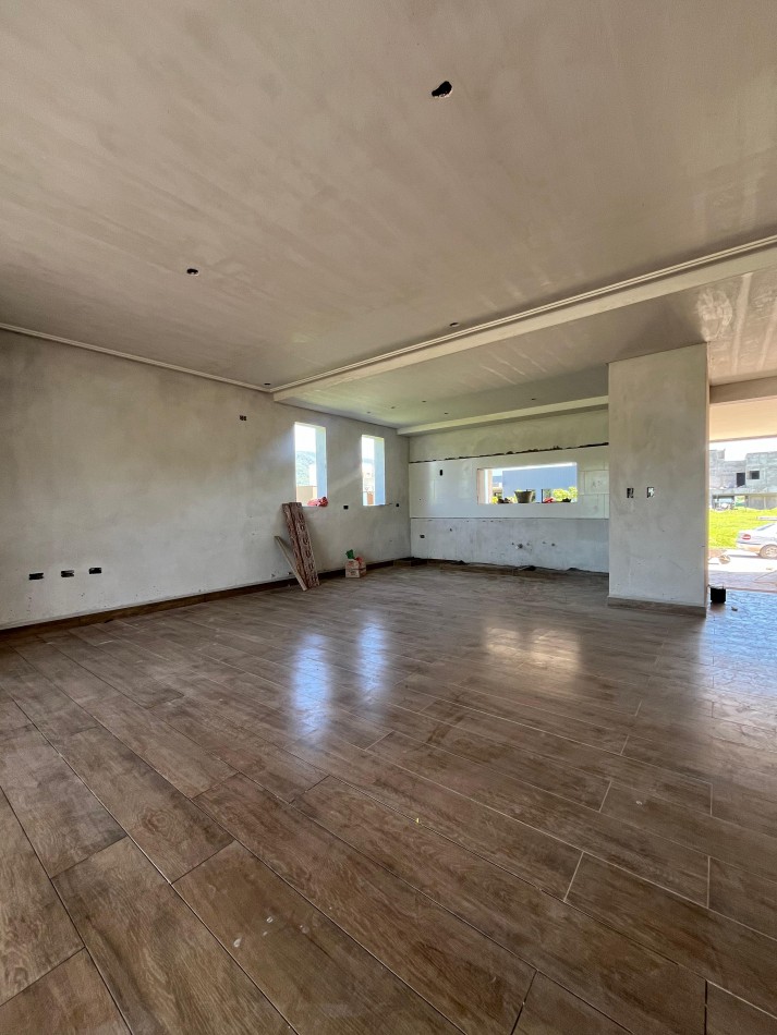 CASA EN COUNTRY PRADOS DE YERBA BUENA A ESTRENAR APTA CREDITO